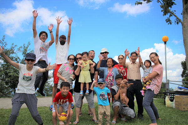 近兩年全家常一同露營，接近大自然